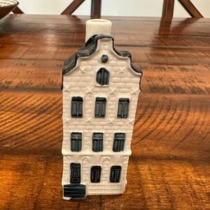 Blue Delft House #45